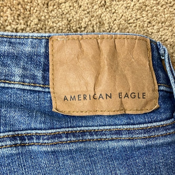 American Eagle AirFlex Temp Tech women’s size 30x34 - Picture 4 of 5